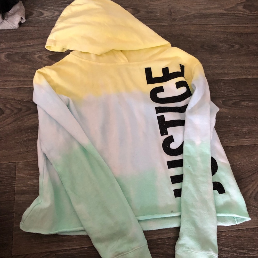 cropped huddies